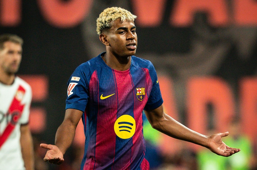 亚马尔pk卡雷拉斯！世体：两人迎来第四次交手，此前各有输赢